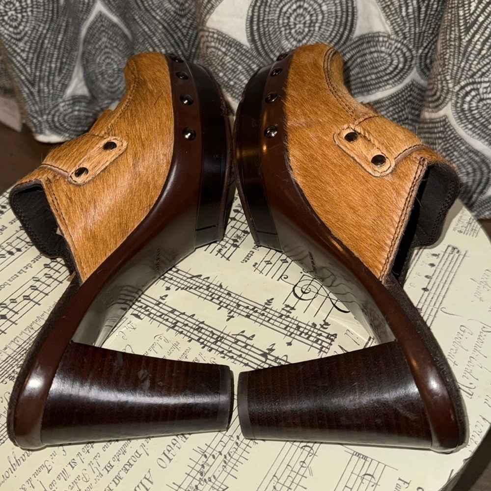 Stuart Weitzman Pony Hair Tassel Heeled Mules SZ 7.5 - Picture 7 of 11